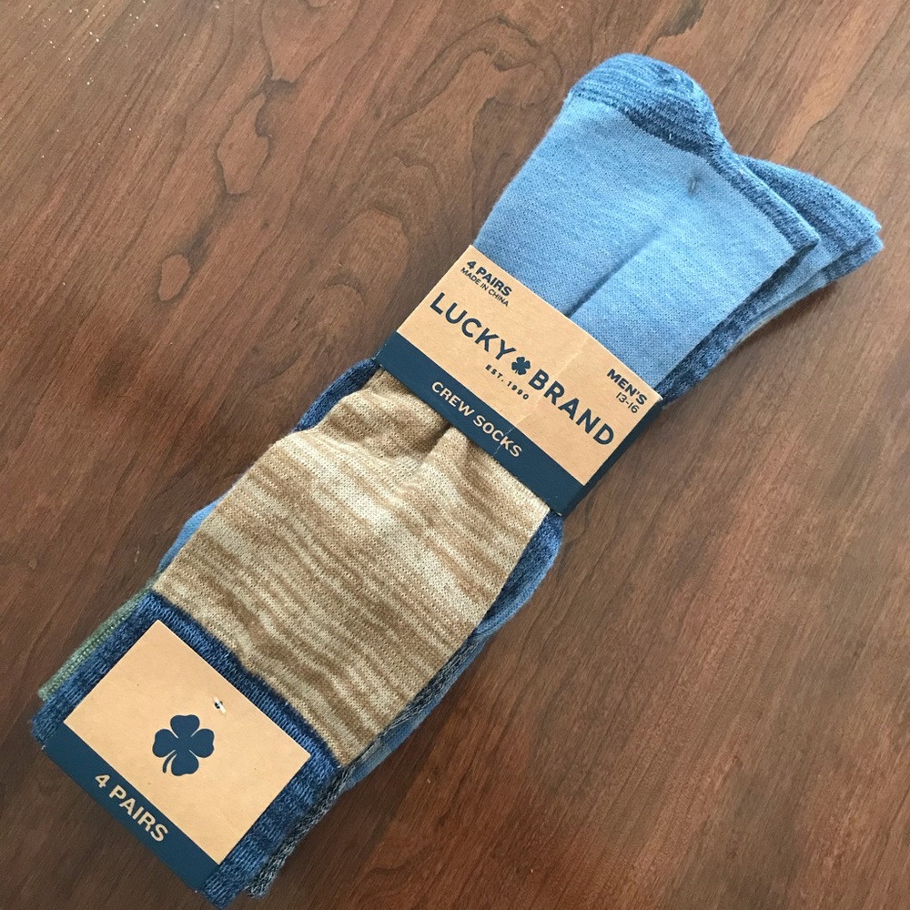 NWT 4-Pack Lucky Brand Socks
